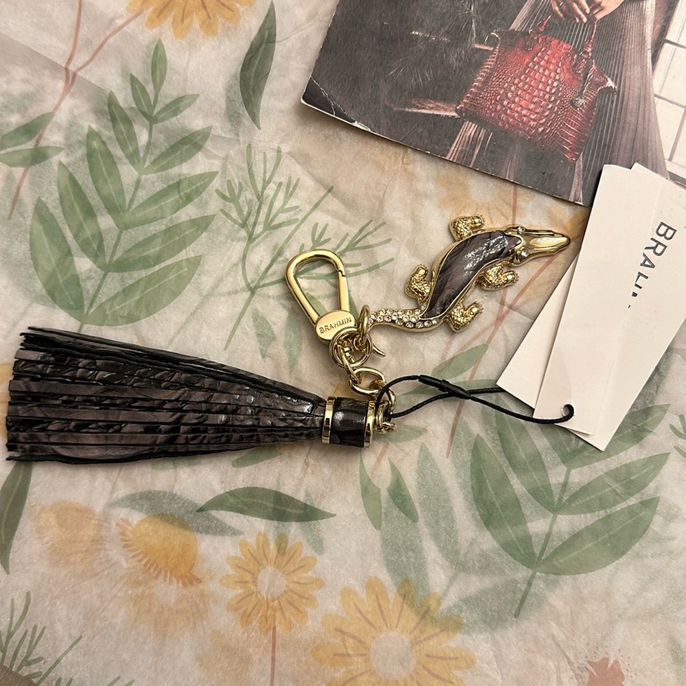 NWT Croc Charm Tassel Nocturnal Melbourne
